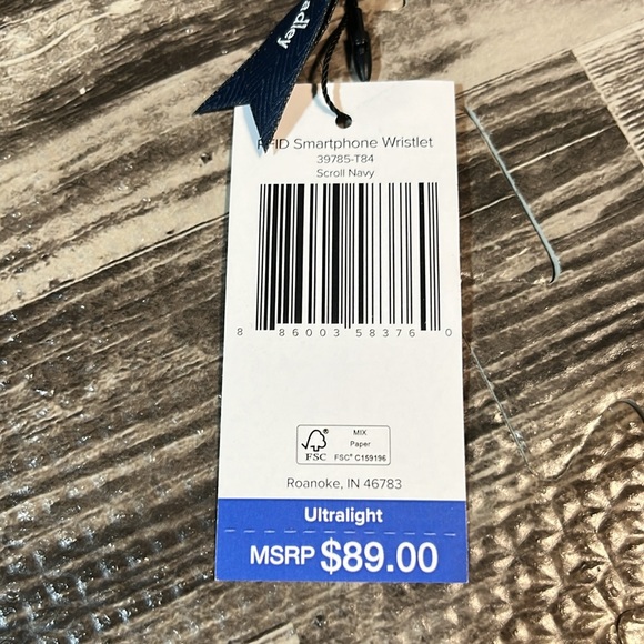 Vera Bradley RFID Smartphone Wristlet in Navy NWT - Picture 8 of 8